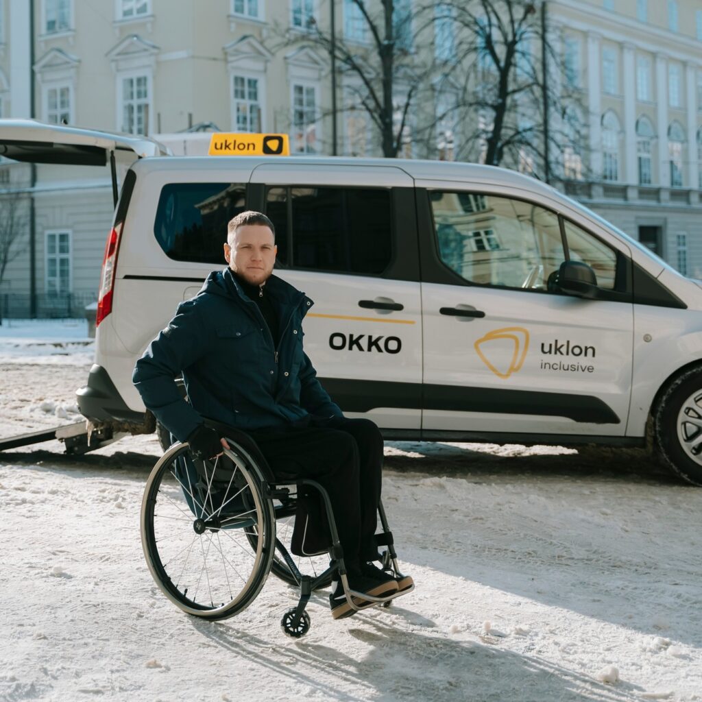 У Львові зʼявилося інклюзивне таксі для ветеранів з інвалідністю
